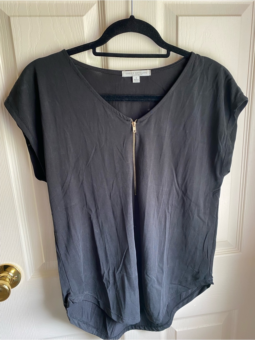 Green Envelope Black V-Neck Top with Front Zip